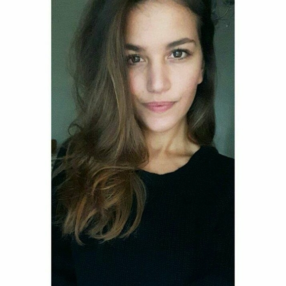 Meet your Posher, Hanna - Picture 1 of 1